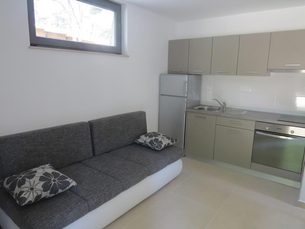 Camping Mia Bungalow&Mobile Home Biograd Na Moru Ruang foto