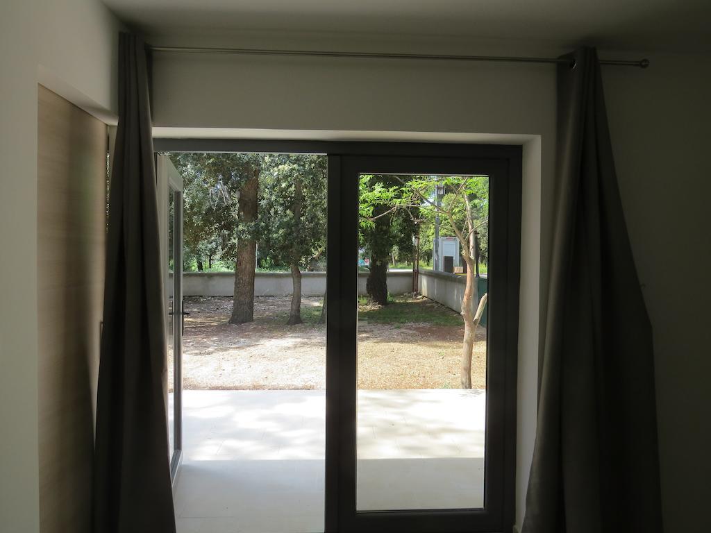 Camping Mia Bungalow&Mobile Home Biograd Na Moru Ruang foto